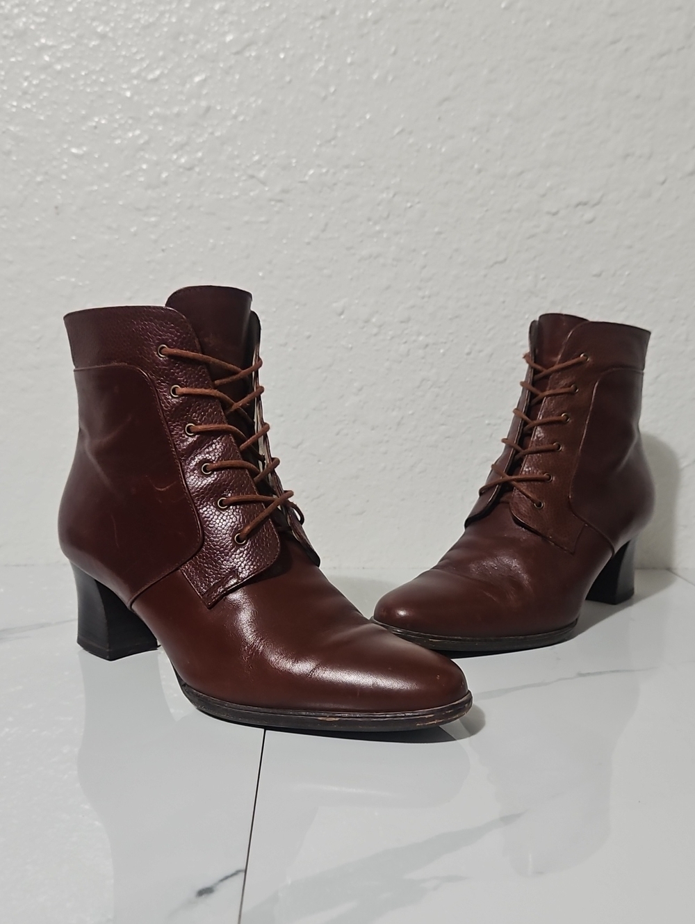 BALLY Italian Leather Vintage Lace Up Granny Boots Size 38.5 (US 8) - Picture 5 of 11